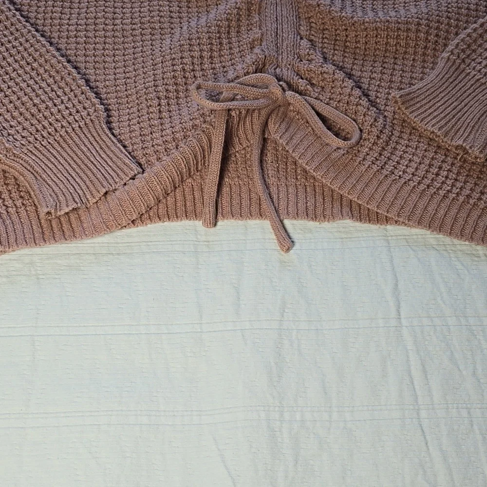 Sincerely Jules Cropped Ruched Front Sweater - Picture 4 of 12